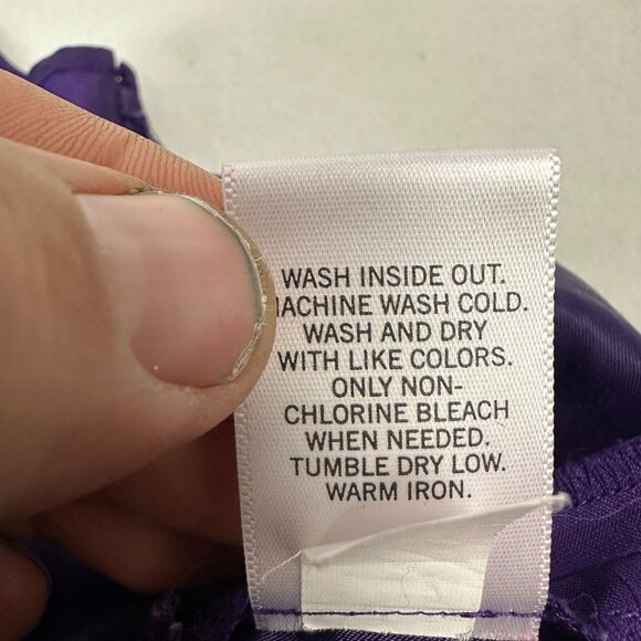 Banana Republic Petite Sleeveless Top With Keyhole Neckline & Tri-Color Design - Picture 7 of 7